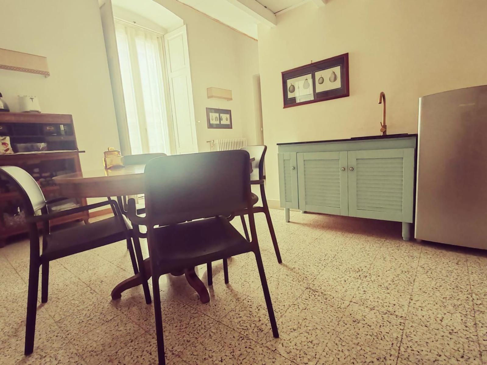 Palazzo Romanelli B&B Трани Экстерьер фото